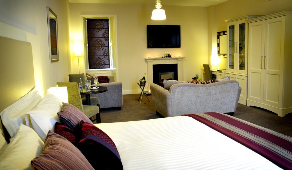 The Shirley Arms Hotel Каррикмакросс Экстерьер фото