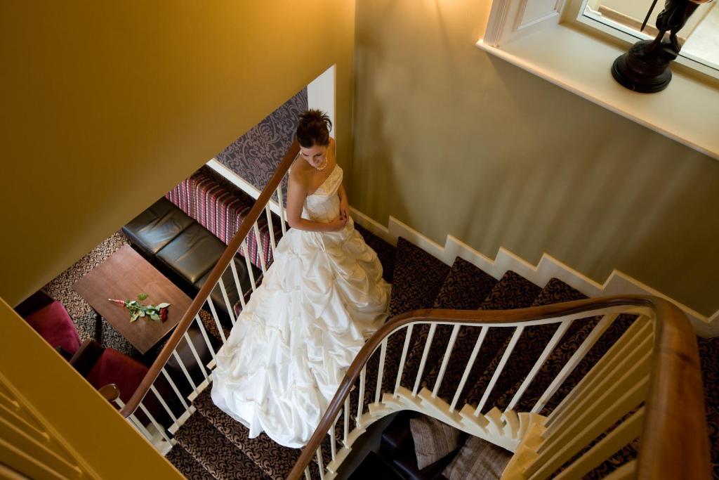 The Shirley Arms Hotel Каррикмакросс Экстерьер фото