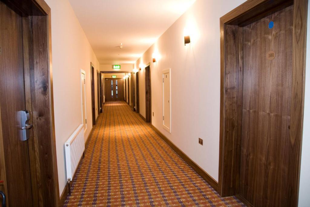 The Shirley Arms Hotel Каррикмакросс Номер фото